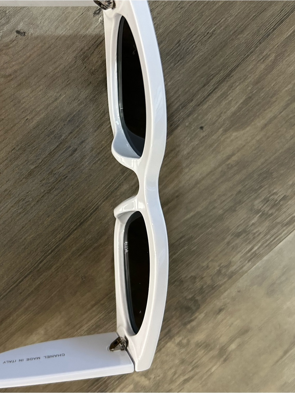 Sunglasses - Picture 2 of 6